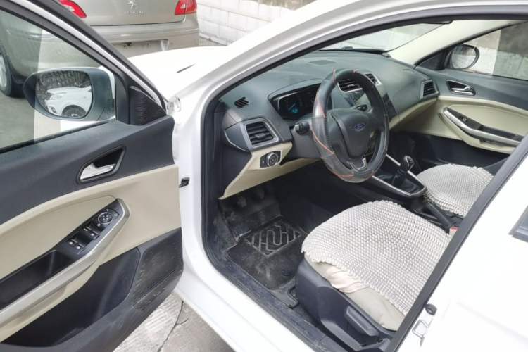 Used Ford Escort 2015 1.5L Manual Comfort Model Driver Seat