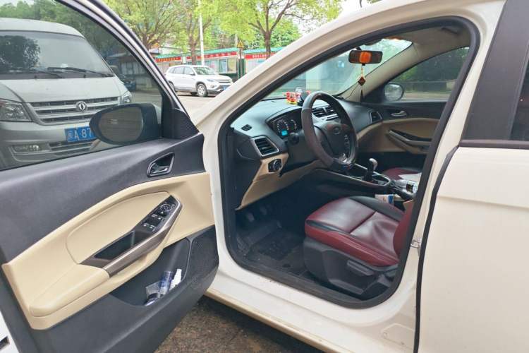 Used Ford Escort 2015 1.5L Manual Comfort Model Driver Seat