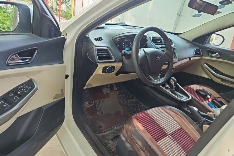Used Ford Escort 2015 1.5L Automatic Comfort Edition Driver Seat