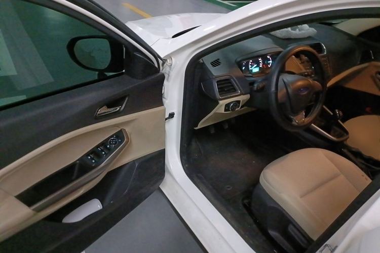 Used Ford Escort 2015 1.5L Manual Comfort Model Driver Seat