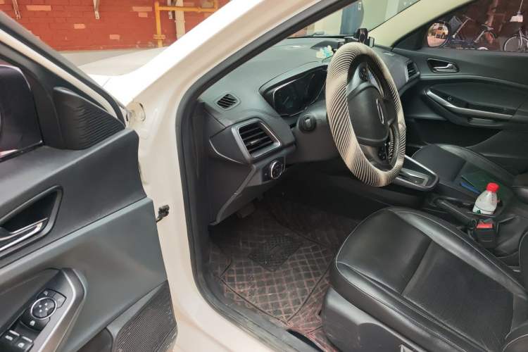 Used Ford Escort 2015 1.5L Automatic Fashion Model Driver Seat