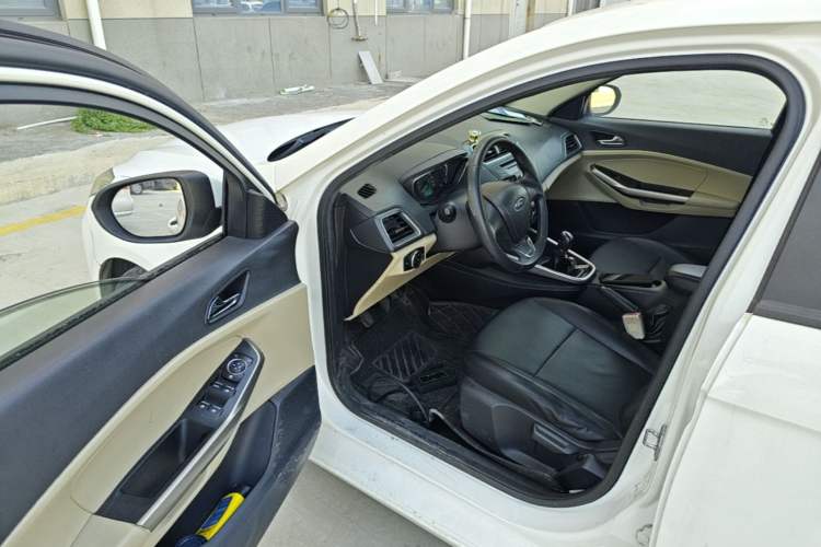 Used Ford Escort 2015 1.5L Manual Comfort Model Driver Seat