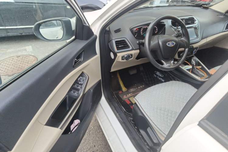 Used Ford Escort 2015 1.5L Automatic Comfort Edition Driver Seat
