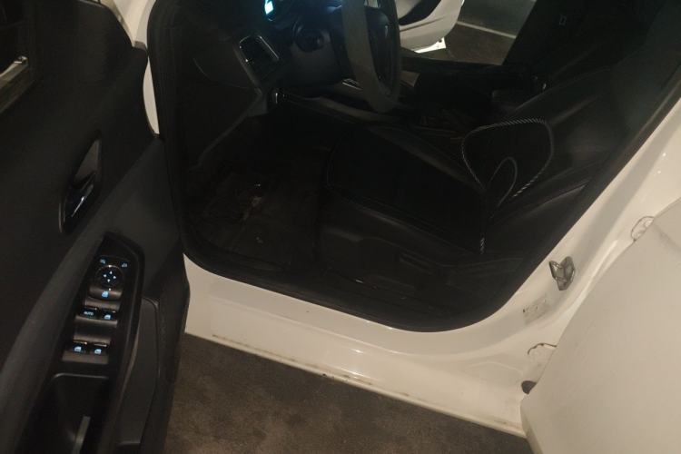 Used Ford Escort 2015 1.5L Automatic Fashion Model Driver Seat