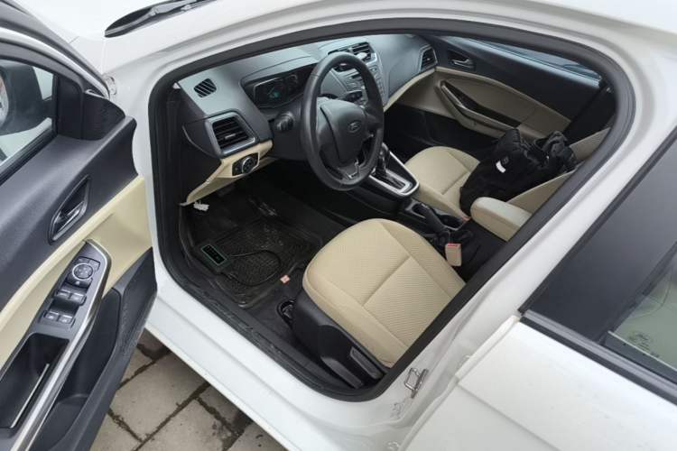 Used Ford Escort 2015 1.5L Automatic Comfort Edition Driver Seat