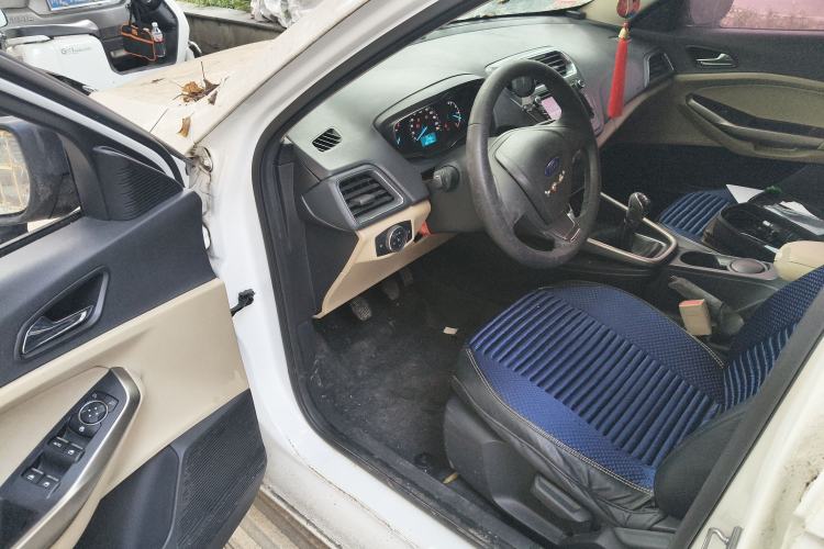 Used Ford Escort 2015 1.5L Manual Comfort Model Driver Seat