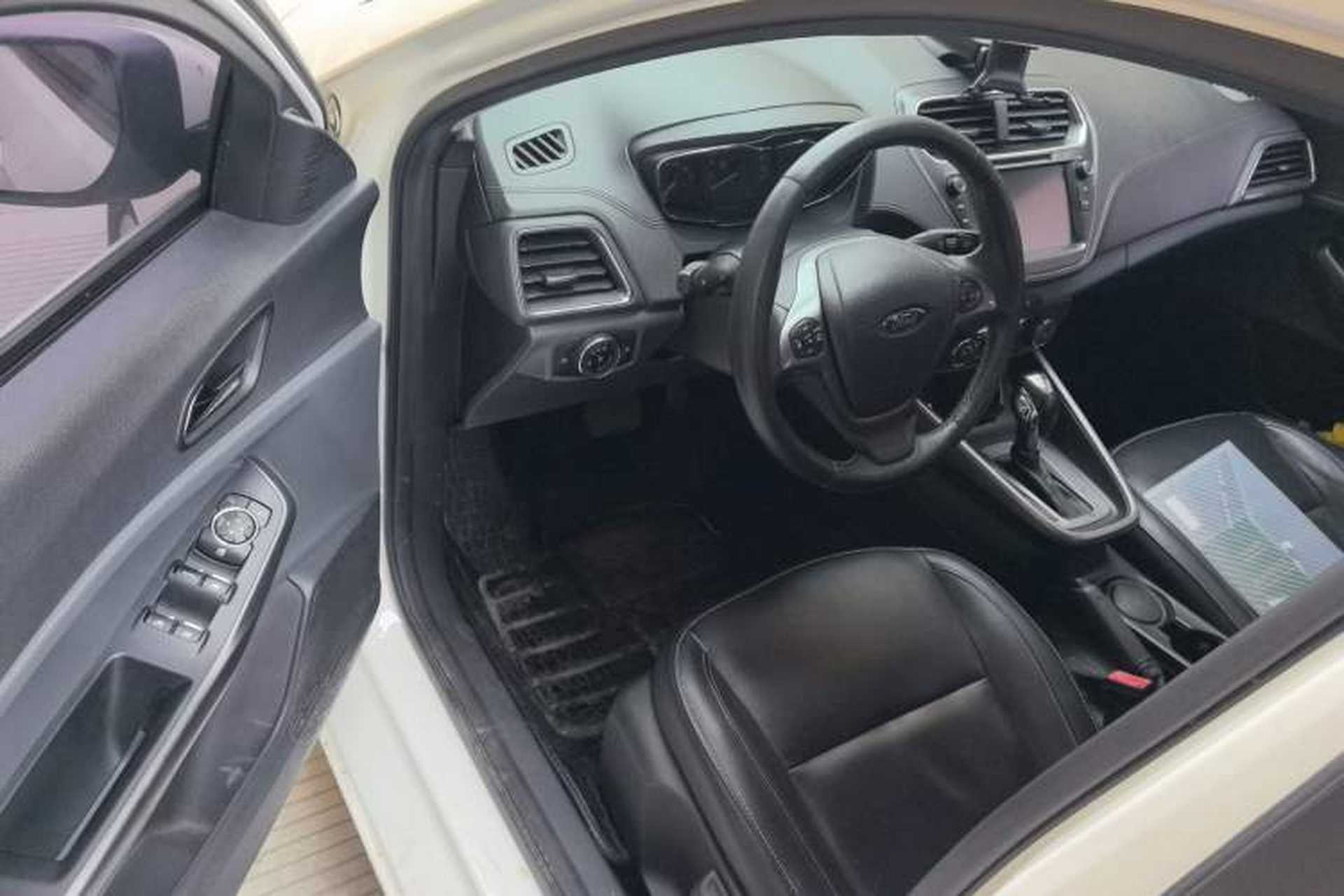 Used Ford Escort 2015 1.5L Automatic Fashion Model Driver Seat