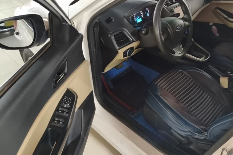 Used Ford Escort 2015 1.5L Automatic Comfort Edition Driver Seat