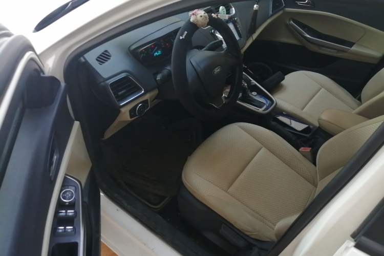 Used Ford Escort 2015 1.5L Automatic Comfort Edition Driver Seat
