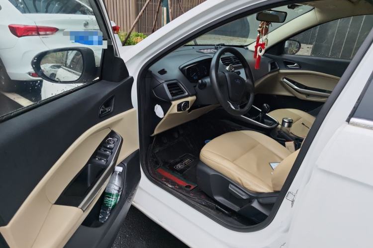 Used Ford Escort 2015 1.5L Manual Comfort Model Driver Seat