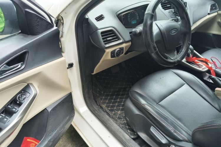 Used Ford Escort 2015 1.5L Automatic Comfort Edition Driver Seat