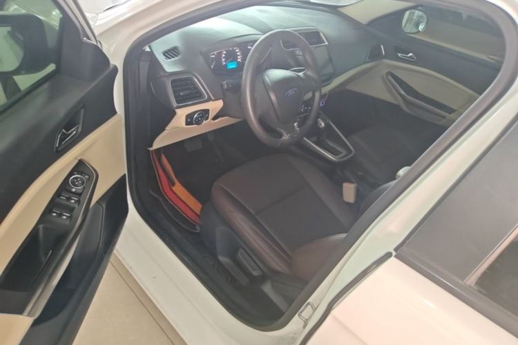 Used Ford Escort 2015 1.5L Automatic Comfort Edition Driver Seat