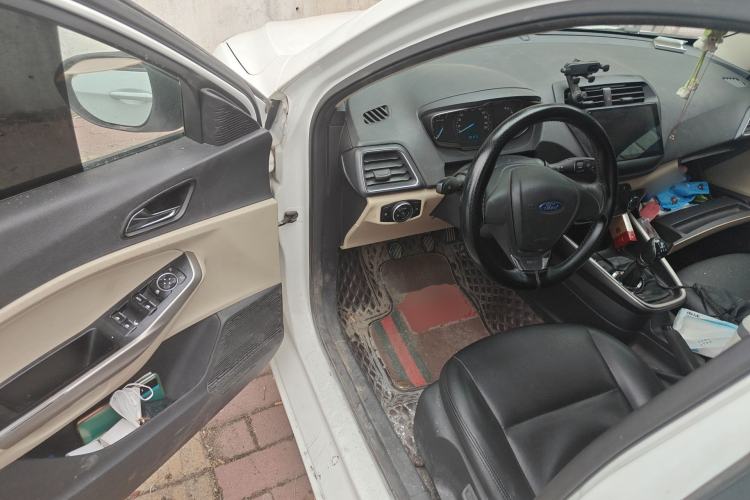 Used Ford Escort 2015 1.5L Manual Comfort Model Driver Seat