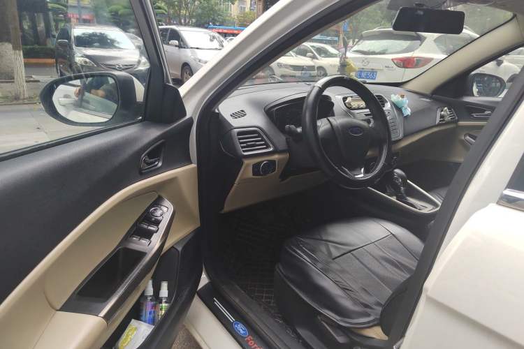 Used Ford Escort 2015 1.5L Automatic Comfort Edition Driver Seat