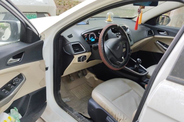 Used Ford Escort 2015 1.5L Manual Comfort Model Driver Seat