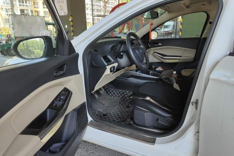 Used Ford Escort 2015 1.5L Manual Comfort Model Driver Seat