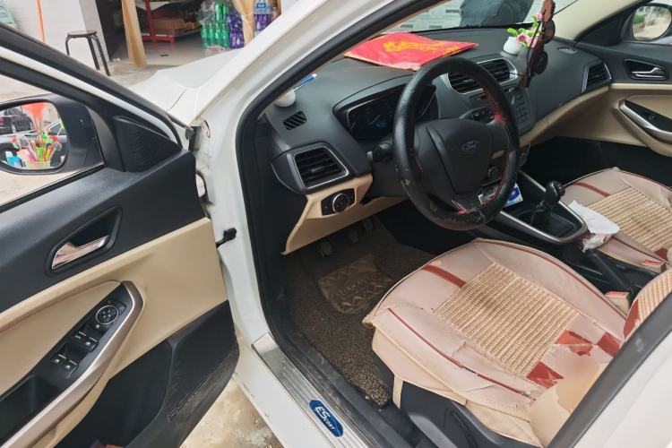 Used Ford Escort 2015 1.5L Manual Comfort Model Driver Seat