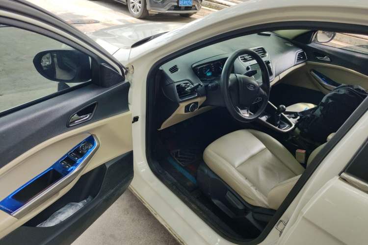 Used Ford Escort 2015 1.5L Manual Comfort Model Driver Seat