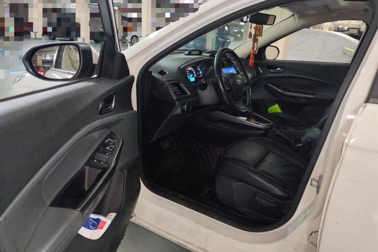 Used Ford Escort 2015 1.5L Automatic Fashion Model Driver Seat