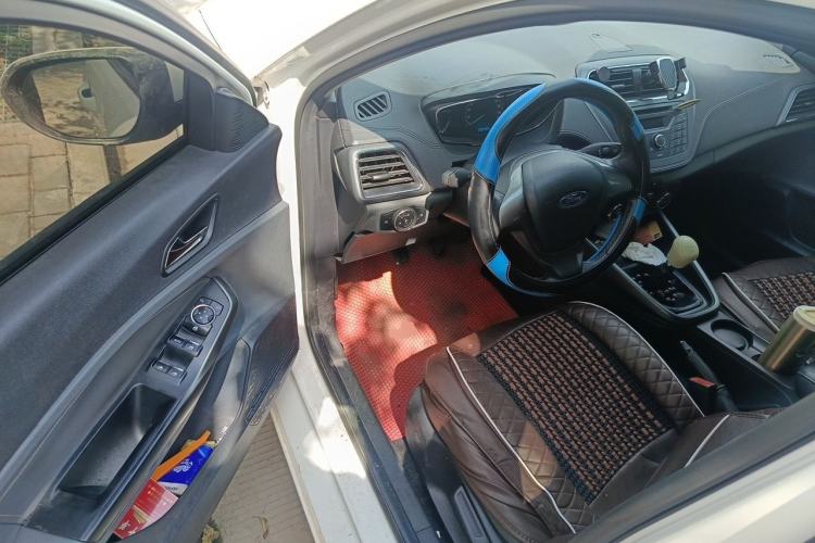 Used Ford Escort 2015 1.5L Manual Fashion Edition Driver Seat
