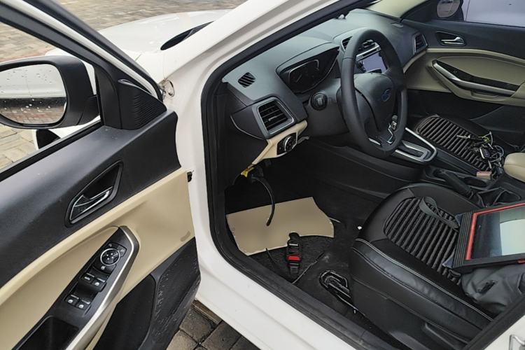 Used Ford Escort 2015 1.5L Automatic Comfort Edition Driver Seat