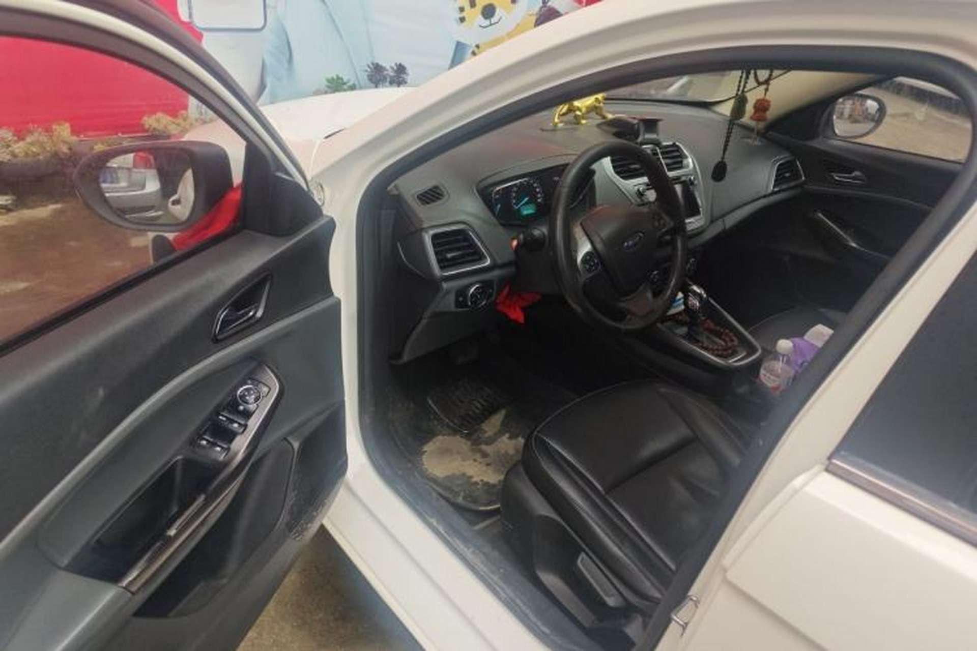 Used Ford Escort 2015 1.5L Automatic Fashion Model Driver Seat
