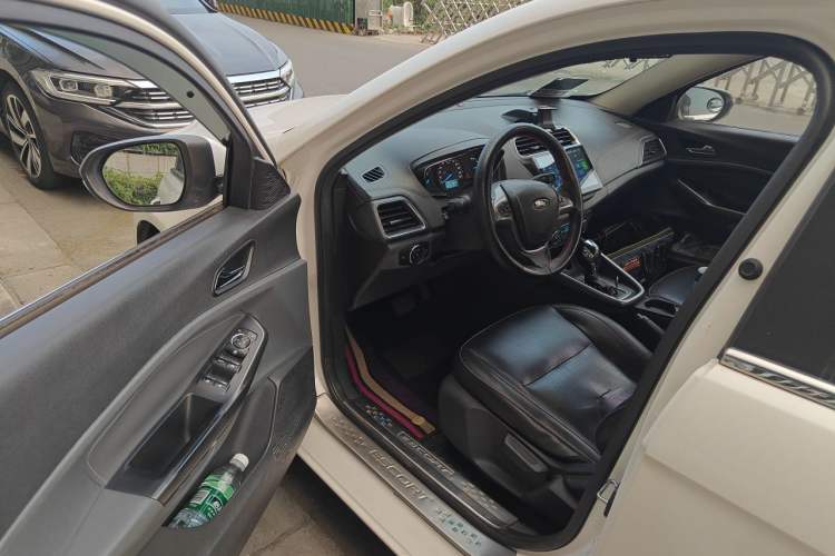 Used Ford Escort 2015 1.5L Automatic Fashion Model Driver Seat