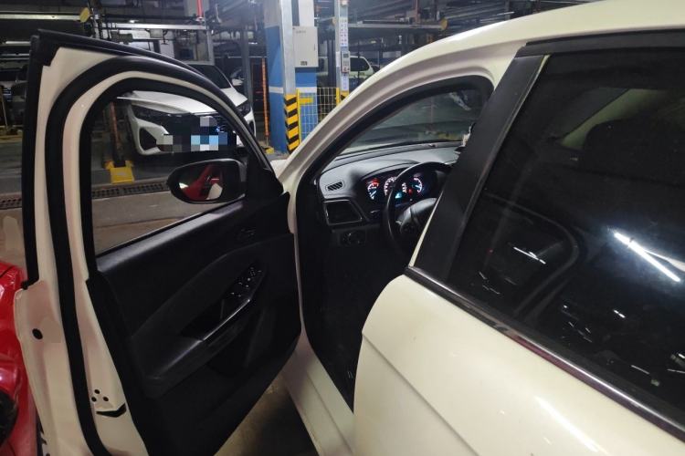 Used Ford Escort 2015 1.5L Automatic Fashion Model Driver Seat