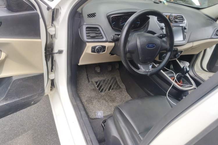 Used Ford Escort 2015 1.5L Manual Comfort Model Driver Seat