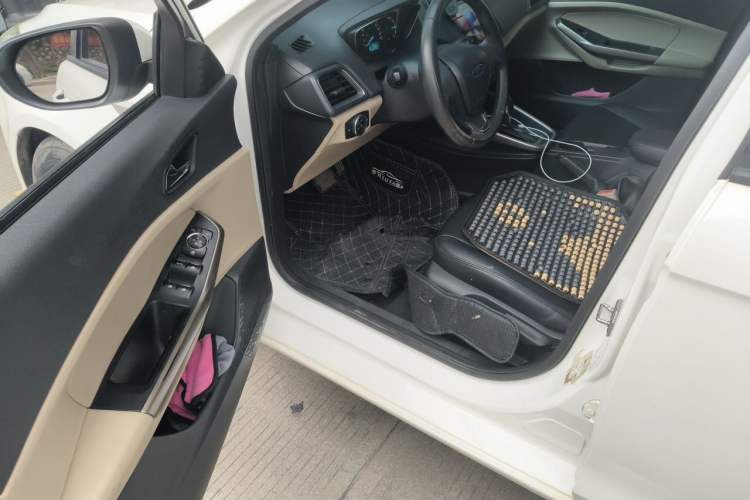 Used Ford Escort 2015 1.5L Automatic Comfort Edition Driver Seat