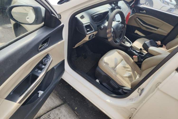Used Ford Escort 2015 1.5L Automatic Fashion Model Driver Seat
