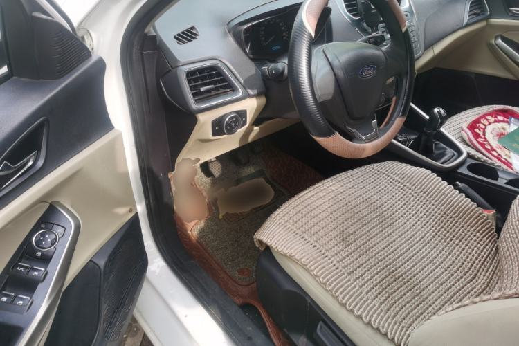 Used Ford Escort 2015 1.5L Manual Comfort Model Driver Seat