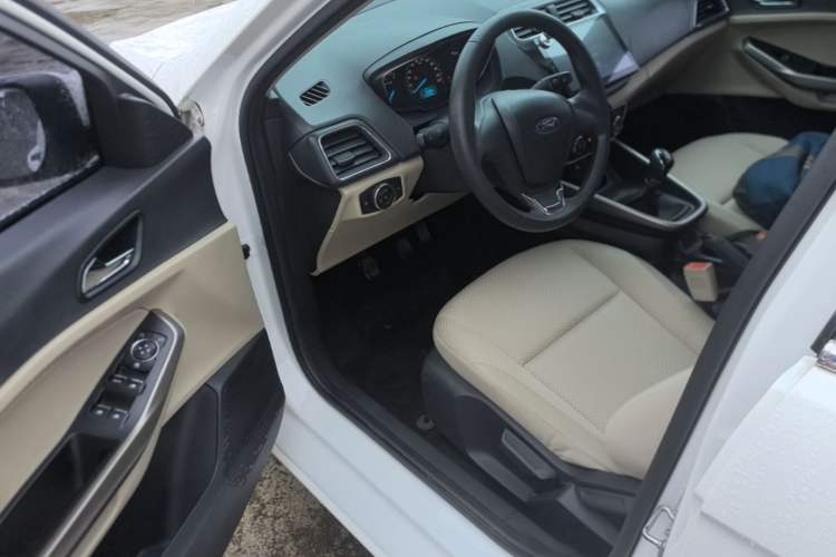 Used Ford Escort 2015 1.5L Manual Comfort Model Driver Seat