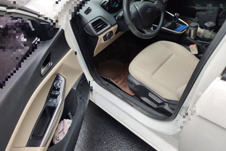 Used Ford Escort 2015 1.5L Manual Comfort Model Driver Seat