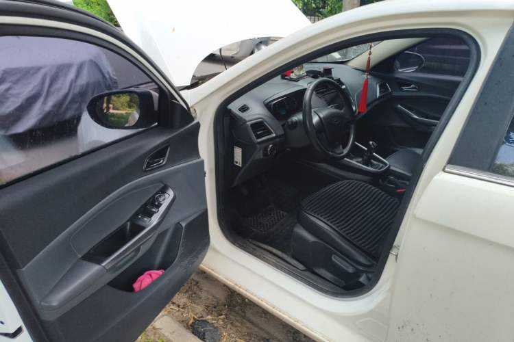 Used Ford Escort 2015 1.5L Manual Fashion Edition Driver Seat