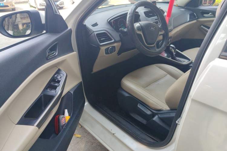 Used Ford Escort 2015 1.5L Automatic Fashion Model Driver Seat