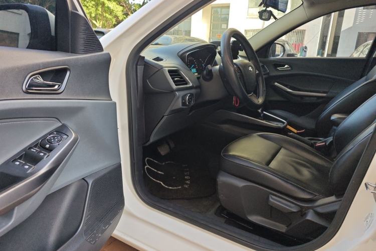 Used Ford Escort 2015 1.5L Automatic Fashion Model Driver Seat