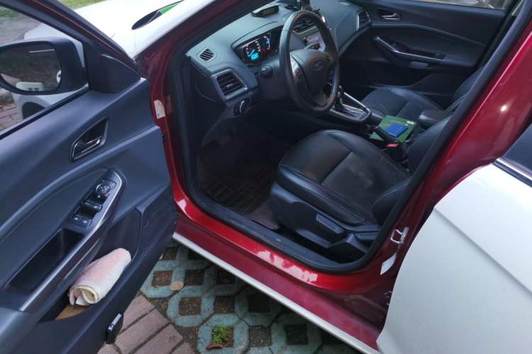 Used Ford Escort 2015 1.5L Automatic Fashion Model Driver Seat