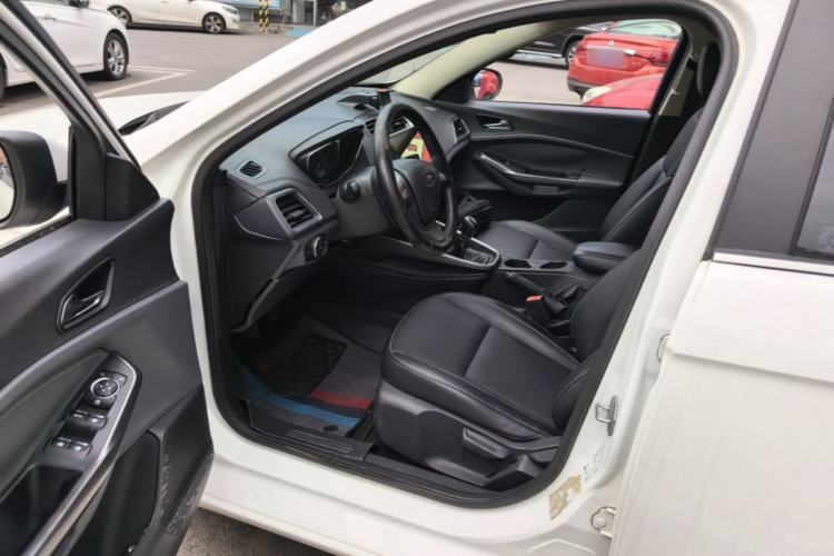 Used Ford Escort 2015 1.5L Manual Fashion Edition Driver Seat