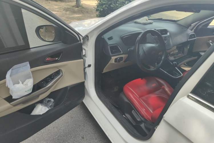 Used Ford Escort 2015 1.5L Manual Comfort Model Driver Seat