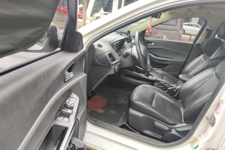 Used Ford Escort 2015 1.5L Manual Fashion Edition Driver Seat