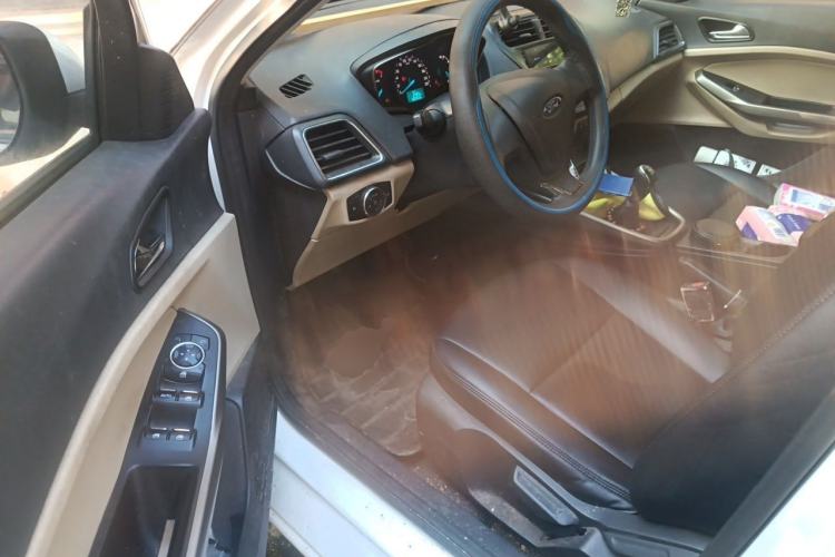Used Ford Escort 2015 1.5L Manual Comfort Model Driver Seat