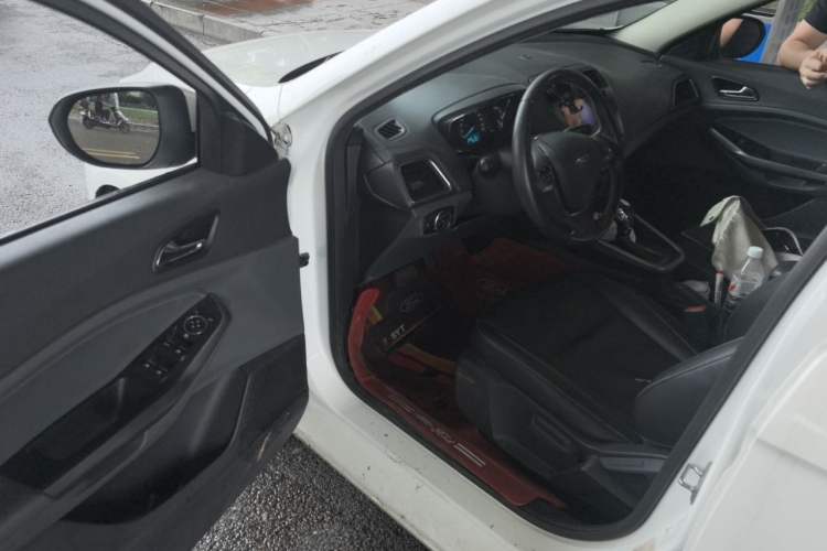Used Ford Escort 2015 1.5L Automatic Fashion Model Driver Seat