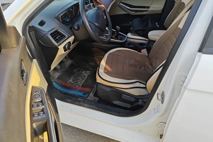 Used Ford Escort 2015 1.5L Manual Comfort Model Driver Seat