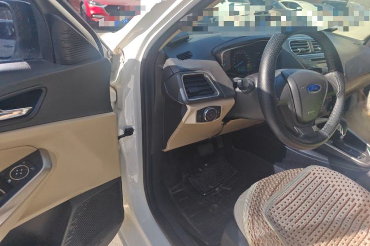 Used Ford Escort 2015 1.5L Automatic Comfort Edition Driver Seat