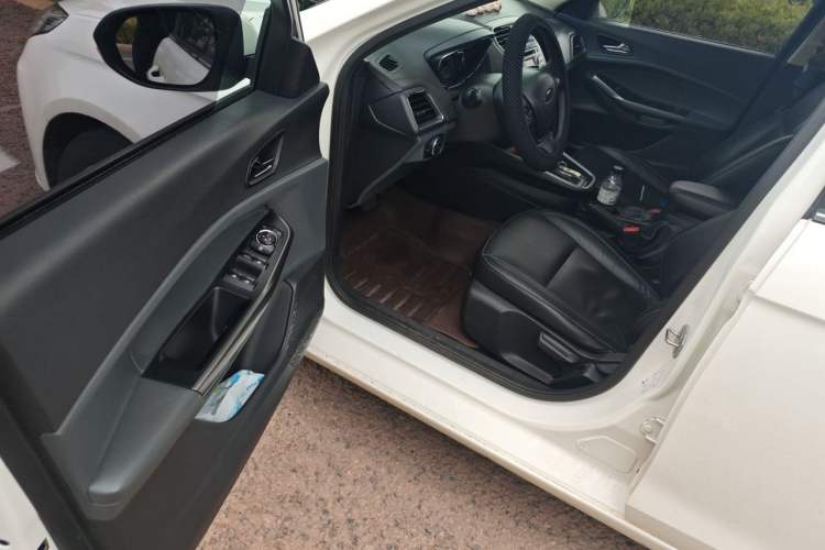 Used Ford Escort 2015 1.5L Automatic Fashion Model Driver Seat