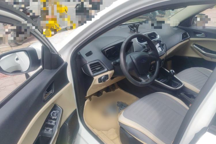 Used Ford Escort 2015 1.5L Manual Comfort Model Driver Seat
