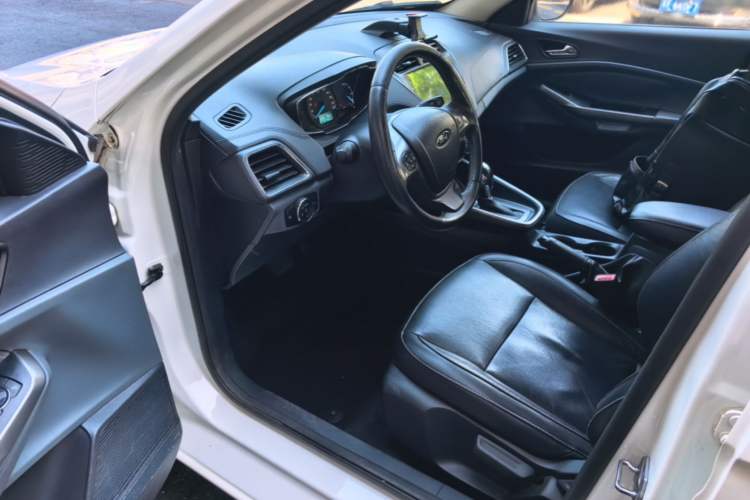 Used Ford Escort 2015 1.5L Automatic Fashion Model Driver Seat