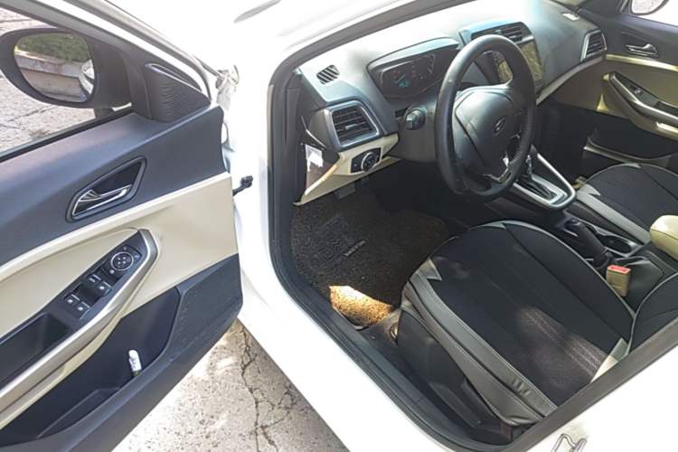 Used Ford Escort 2015 1.5L Automatic Comfort Edition Driver Seat