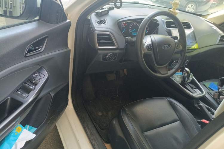Used Ford Escort 2015 1.5L Automatic Fashion Model Driver Seat